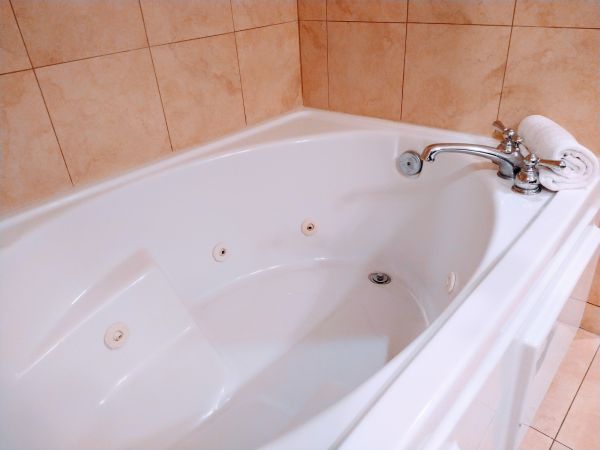 Acrylic Tub Installation in Reading